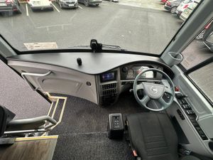 Grand Toro 37 Seats + Driver - Image 3