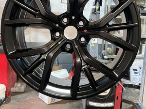 Diamond cut wheel repair/ alloy welding - Image 3