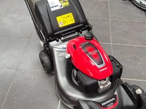 Honda HRN536VYE walk-behind lawnmower - Image 4