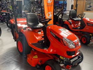 New Kubota GR2120 Ride-on Lawnmower - Image 4