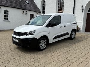 2021 Peugeot Partner Professional 1.5 BlueHDi 100 - Image 3