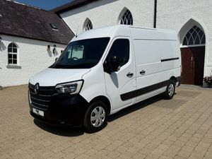 2022 (222 Reg) Renault Master Business+ 135 MWB - Image 3