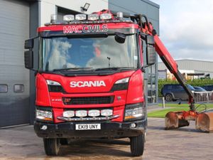 2019 SCANIA P410 XT 8X4 TIPPER GRAB - Image 2
