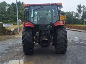 2009 Case IH JXU105 4wd (7571 Hrs) - Image 4