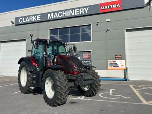 Valtra N135A Tractor - Image 3