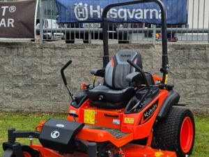 New Kubota ZD1211 Zero Turn - Image 2