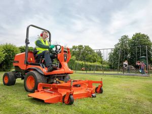 New Kubota F391 Front Deck mower - Image 2