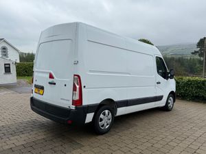 2022 (222reg) Renault Master MWB Business+ 150bhp - Image 4