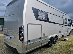 2018 Niesmann & Bischoff Arto 88EK For Sale - Image 4