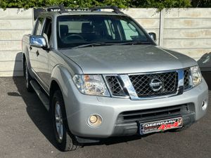 2015 Nissan Navara Tekna 2.5 DCI 190 4WD AUTO - Image 4