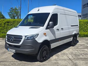 In stock 4x4 Sprinter 319/36 Select Auto - Image 3