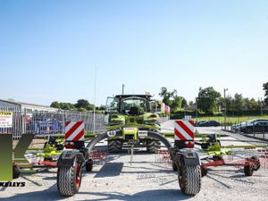 Claas liner 2900 Business - Image 4