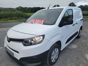 Toyota Proace 2021 1.5 diesel 📞 085 2697260 - Image 3