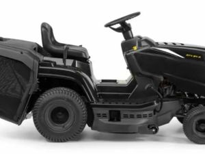 Ride on Alpina Lawnmower - Image 2