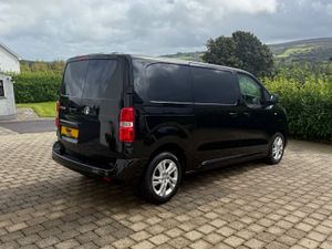2023 Vauxhall Vivaro Pro Edition 2.0 145bhp - Image 4