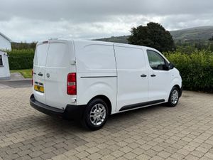 2022 (222Reg) Vauxhall Vivaro Dynamic 2700 MWB - Image 4