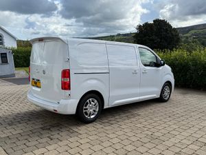 2022 (222Reg) Vauxhall Vivaro Sportive 2700 MEB - Image 4
