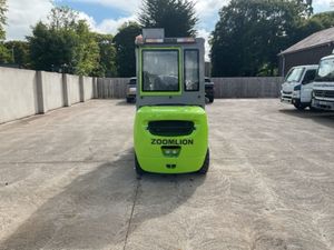 2025 Zoomlion FD30 New & Unused Forklift - Image 4