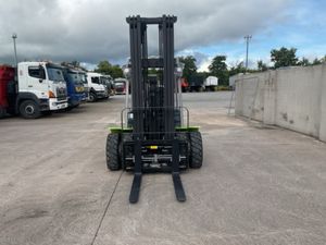 2025 Zoomlion FD30 New & Unused Forklift - Image 2