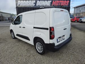 211 Citroen Berlingo High Spec Low Km's - Image 4