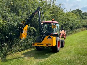 McConnel PA3430 Hedge Cutter - Image 2