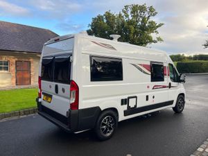 Elddis Autoquest CV40 - Manual - Image 2