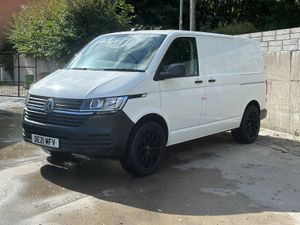 Volkswagen Transporter 2021 - Image 2