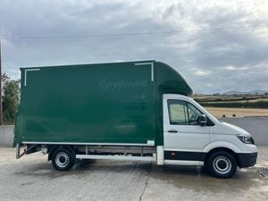 Man Tge Box van with tail lift - Image 2