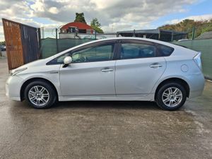 ?€500OFF!! 2014 Toyota Prius 1.8 Petrol Auto - Image 3