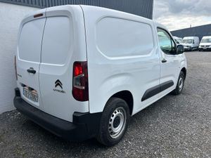2021 Citroen Berlingo - Only 95'000 km - Image 4