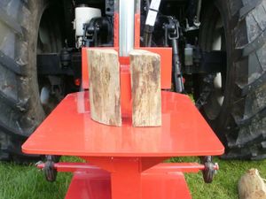 New Malone 14 tonne Log Splitter - Image 3