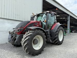 Valtra T174 Versu Tractor - Image 2