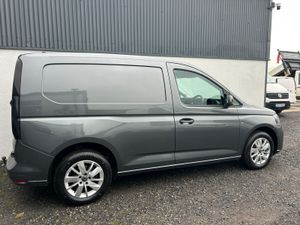 2022 Volkswagen Caddy 122 Bhp / Air con - Image 3