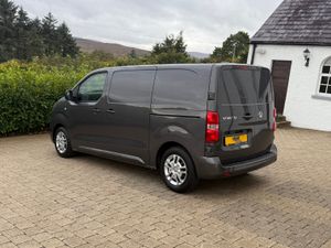 2023 Vauxhall Vivaro Sportive 1.5 2700 100bhp - Image 4