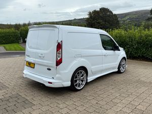 2020 (202Reg) Ford Transit Connect Fully Loaded! - Image 4