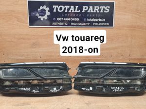 Volkswagen headlights - Image 3
