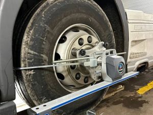 Rav HGV Truck Wheel Alignment 8 CCD System - Image 3