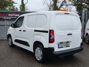 OPEL COMBO 2022 " ONLY 130000 KMS" - Image 4