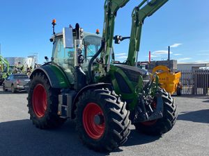 2022 Fendt 516 S4 - €112,000 + VAT
