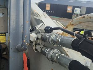 Concrete mixing buckets - Image 3