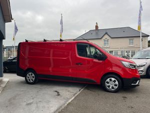 222 Renault Traffic 2.0DCI Business - Image 4