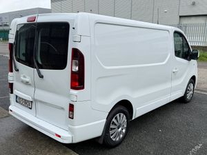 192 Renault Trafic High Spec - Image 4
