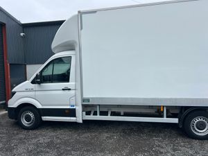 2021 Man TGE box van with tail lift - Image 2