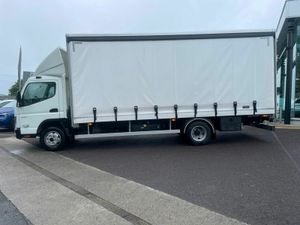 Mitsubishi Canter 7C15 20ft Curtainsider - Image 2