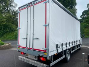 Mitsubishi Canter 7C15 20ft Curtainsider - Image 3