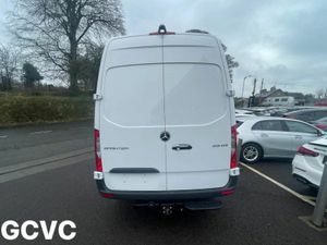 Mercedes-Benz Sprinter 319 ROUGH ROAD VERSION - Image 2