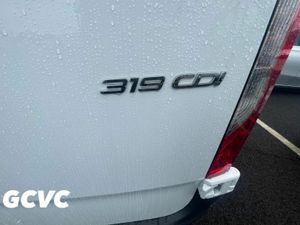 Mercedes-Benz Sprinter 319 ROUGH ROAD VERSION - Image 3