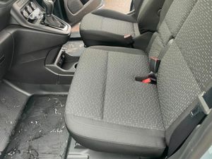 Mercedes-Benz Citan Extra Long 3 Seater PRO Automa - Image 3