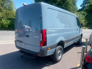Mercedes-Benz Sprinter 4x4 SELECT - Image 4
