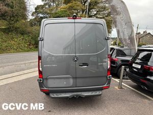 Mercedes-Benz Sprinter 317 MWB Low Roof RWD - Image 4